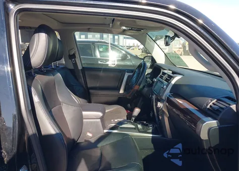 2019 Toyota 4Runner Limited z USA, uszkodzony, nr VIN JTEBU5JRXK5711424